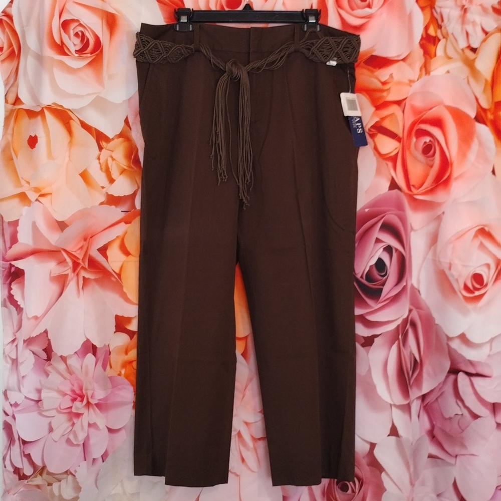 NWT CHAPS Brown Khaki Capri Pants Size:14